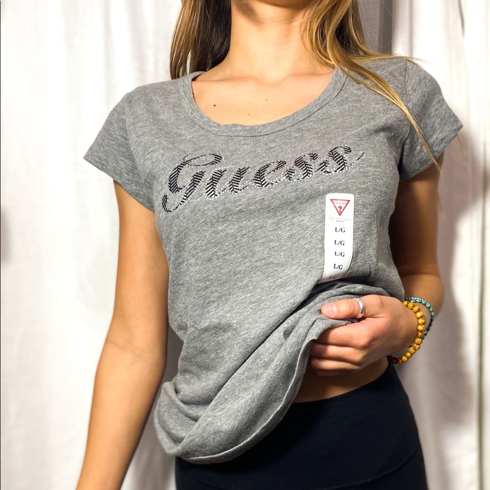 Guess tee NWT